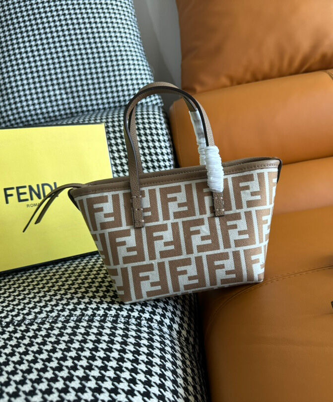 Fendi Mini Roll 8BS096
